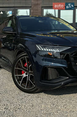 Внедорожник / Кроссовер Audi Q8 2023 в 