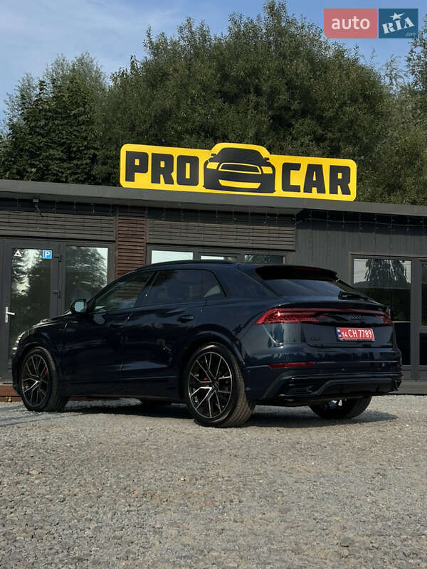 Внедорожник / Кроссовер Audi Q8 2023 в Львове