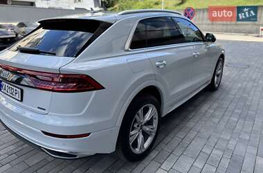Внедорожник / Кроссовер Audi Q8 2023 в 