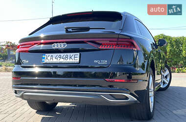 Внедорожник / Кроссовер Audi Q8 2021 в 