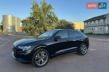 Позашляховик / Кросовер Audi Q8 2021 в Києві