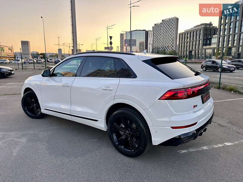 Внедорожник / Кроссовер Audi Q8 2023 в Киеве