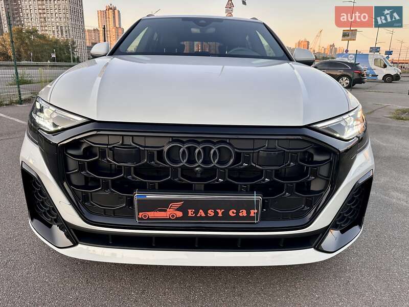 Внедорожник / Кроссовер Audi Q8 2023 в Киеве