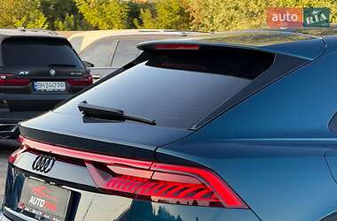 Внедорожник / Кроссовер Audi Q8 2021 в 