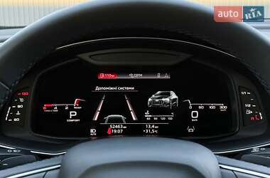 Внедорожник / Кроссовер Audi Q8 2021 в 