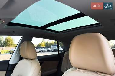 Внедорожник / Кроссовер Audi Q8 2021 в 