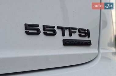 Внедорожник / Кроссовер Audi Q8 2019 в 