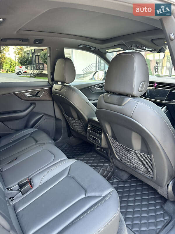 Внедорожник / Кроссовер Audi Q8 2021 в Ивано-Франковске фото 15 Внедорожник / Кроссовер Audi Q8 2021 в Ивано-Франковске