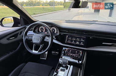 Внедорожник / Кроссовер Audi Q8 2022 в 
