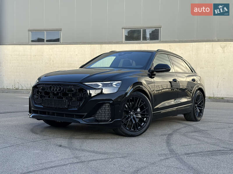 Внедорожник / Кроссовер Audi Q8 2025 в Киеве