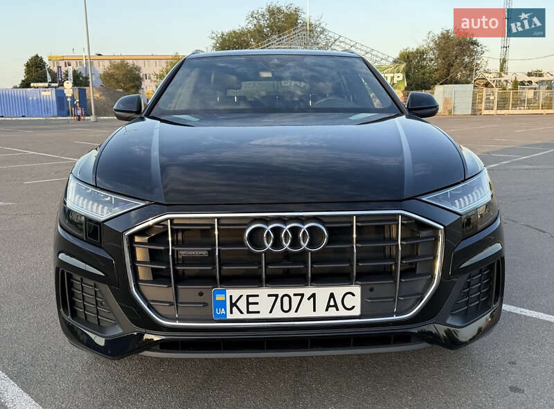 Позашляховик / Кросовер Audi Q8 2023 в Дніпрі