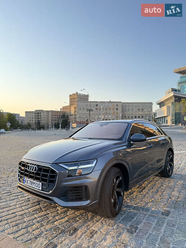 Внедорожник / Кроссовер Audi Q8 2019 в Харькове