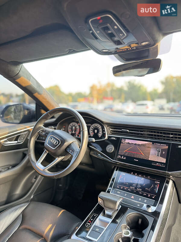 Внедорожник / Кроссовер Audi Q8 2019 в Харькове