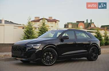Внедорожник / Кроссовер Audi Q8 2025 в 