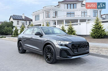Внедорожник / Кроссовер Audi Q8 2025 в 