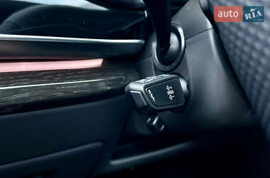 Внедорожник / Кроссовер Audi Q8 2025 в 