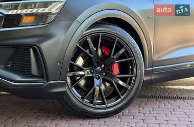 Внедорожник / Кроссовер Audi Q8 2019 в 