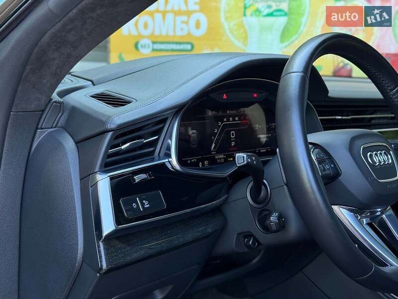 Позашляховик / Кросовер Audi Q8 2019 в Києві