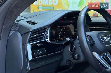Внедорожник / Кроссовер Audi Q8 2019 в 