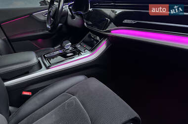 Внедорожник / Кроссовер Audi Q8 2020 в Киеве