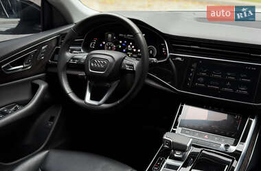 Внедорожник / Кроссовер Audi Q8 2020 в 