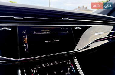 Внедорожник / Кроссовер Audi Q8 2025 в 