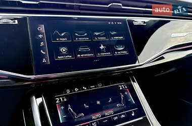Внедорожник / Кроссовер Audi Q8 2025 в 