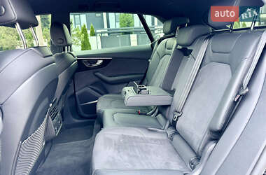 Внедорожник / Кроссовер Audi Q8 2025 в 