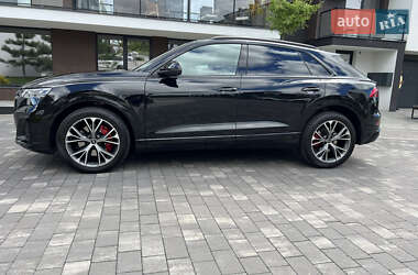 Внедорожник / Кроссовер Audi Q8 2024 в 