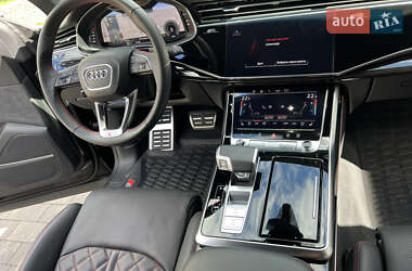 Внедорожник / Кроссовер Audi Q8 2024 в 