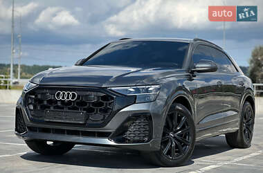 Внедорожник / Кроссовер Audi Q8 2024 в 
