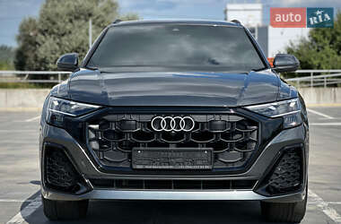 Внедорожник / Кроссовер Audi Q8 2024 в 
