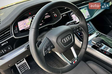 Внедорожник / Кроссовер Audi Q8 2024 в 