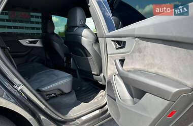 Внедорожник / Кроссовер Audi Q8 2024 в 