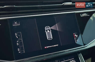 Внедорожник / Кроссовер Audi Q8 2024 в 