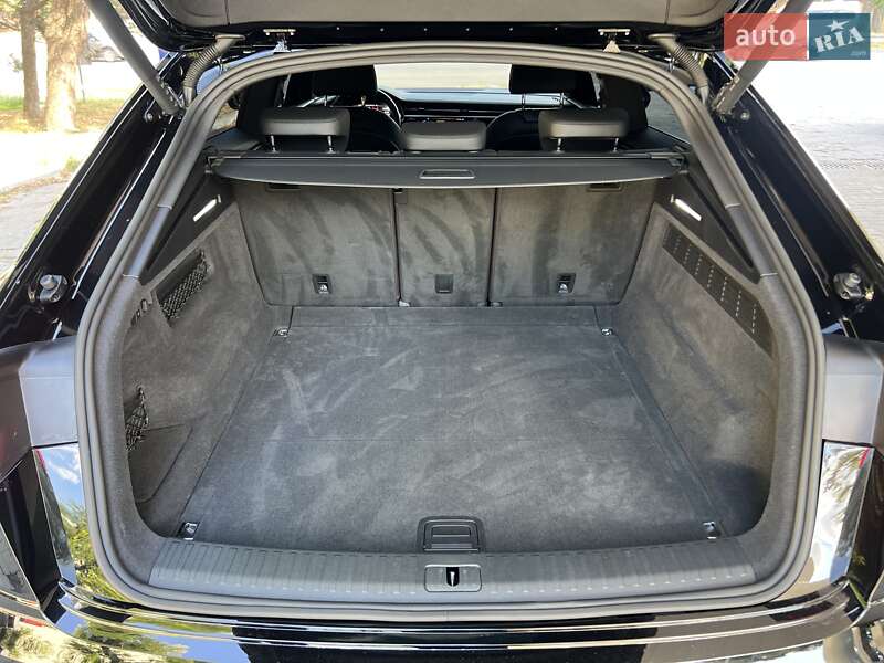 Внедорожник / Кроссовер Audi Q8 2021 в Днепре