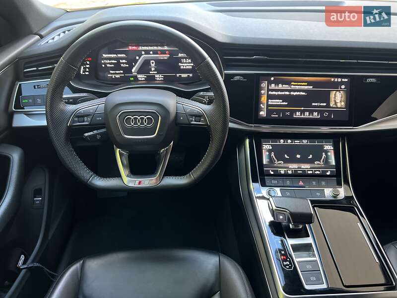 Внедорожник / Кроссовер Audi Q8 2021 в Днепре
