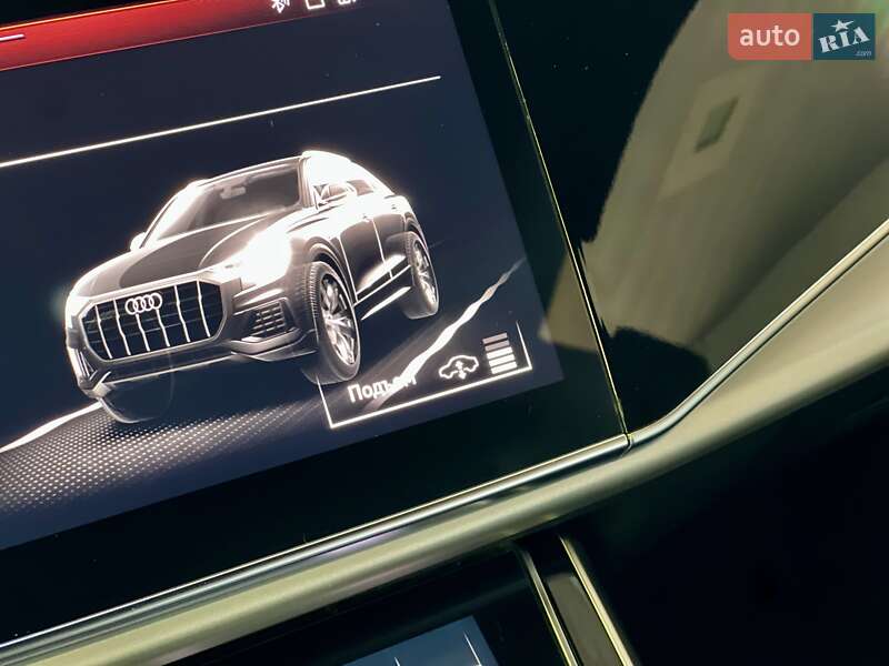 Внедорожник / Кроссовер Audi Q8 2021 в Днепре