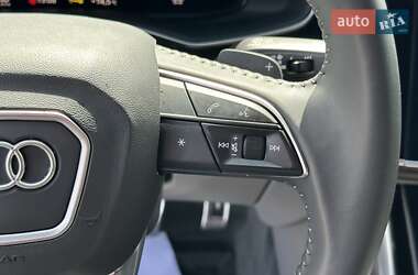 Внедорожник / Кроссовер Audi Q8 2018 в 