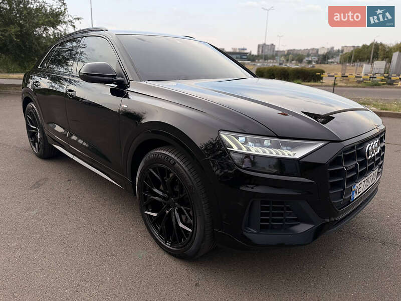 Позашляховик / Кросовер Audi Q8 2019 в Кривому Розі