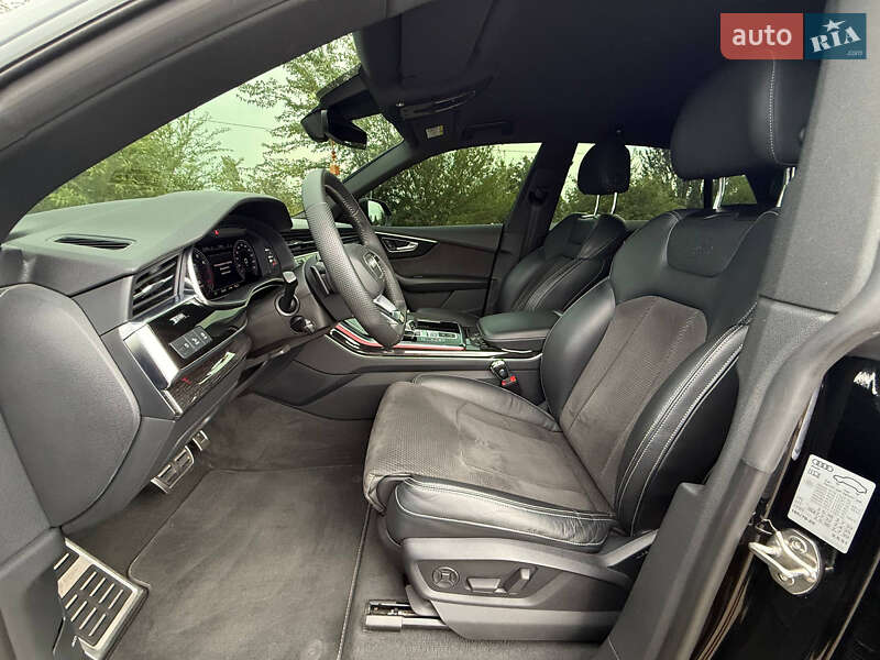 Позашляховик / Кросовер Audi Q8 2019 в Кривому Розі