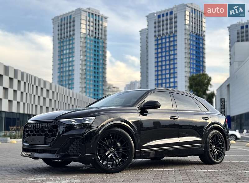 Audi Q8 2025