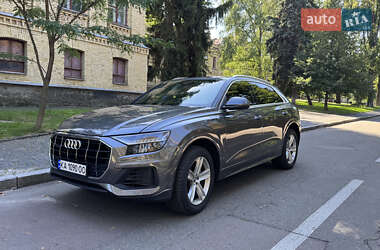 Внедорожник / Кроссовер Audi Q8 2018 в 