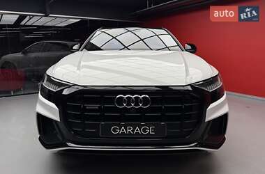 Внедорожник / Кроссовер Audi Q8 2019 в 