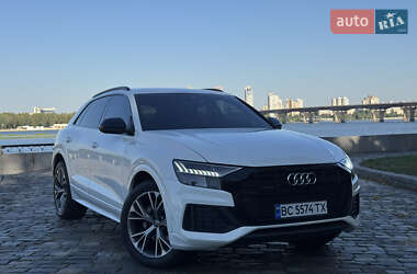 Позашляховик / Кросовер Audi Q8 2019 в Києві