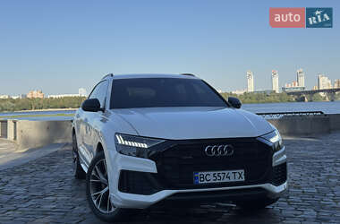 Внедорожник / Кроссовер Audi Q8 2019 в 