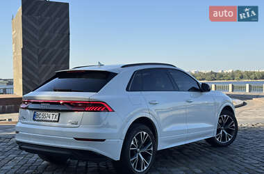 Внедорожник / Кроссовер Audi Q8 2019 в 
