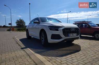 Внедорожник / Кроссовер Audi Q8 2019 в 