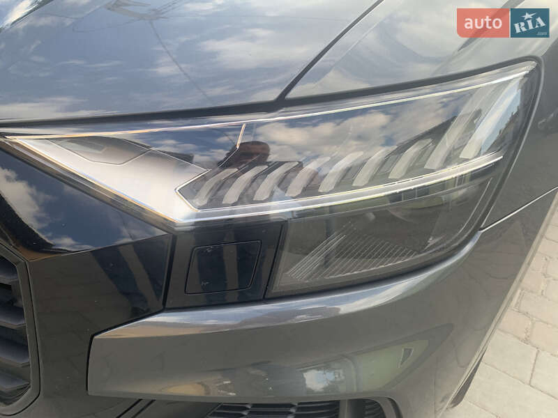 Внедорожник / Кроссовер Audi Q8 2018 в Дрогобыче