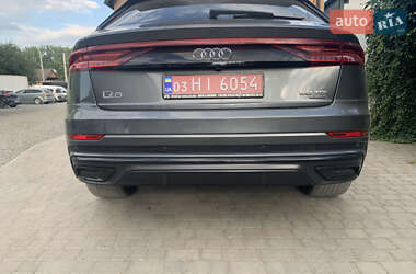 Внедорожник / Кроссовер Audi Q8 2018 в 